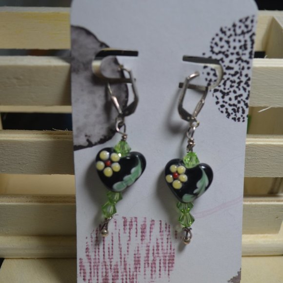 Handmade beaded earrings - Picture 3 of 5